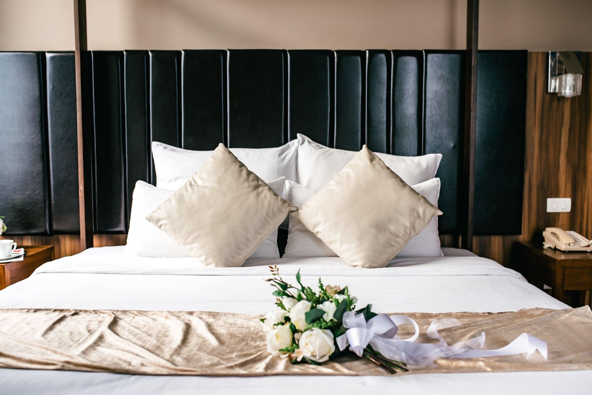 Grand Howard Hotel Bangkok Luaran gambar