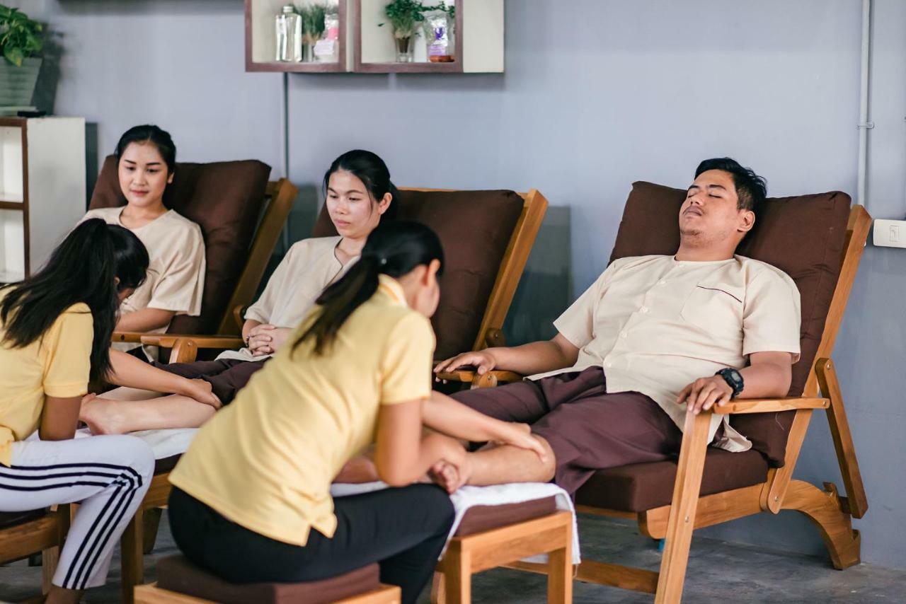 Grand Howard Hotel Bangkok Luaran gambar