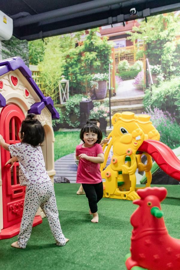 Grand Howard Hotel Bangkok Luaran gambar